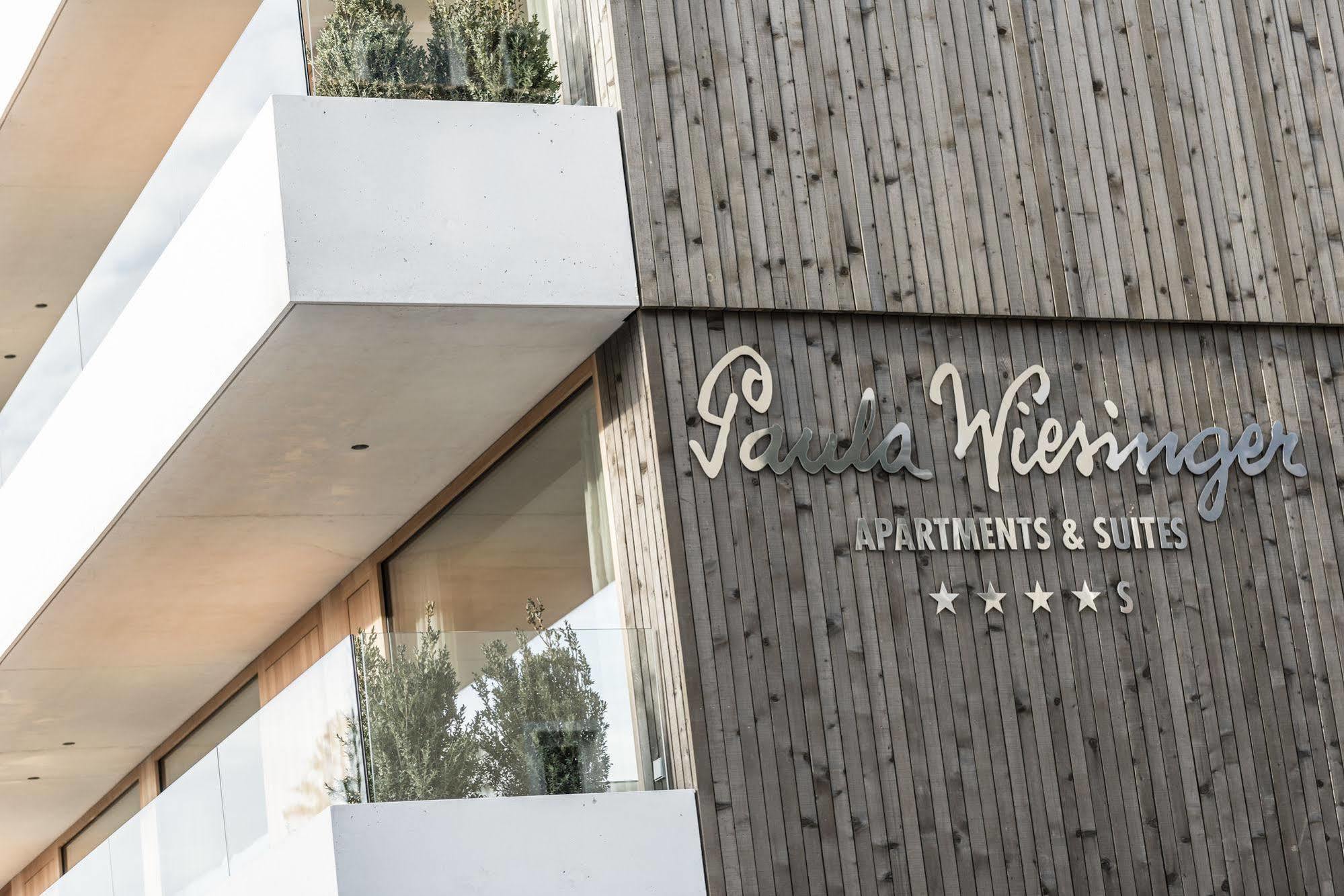 La Paula Apartments & Suites シウジ エクステリア 写真